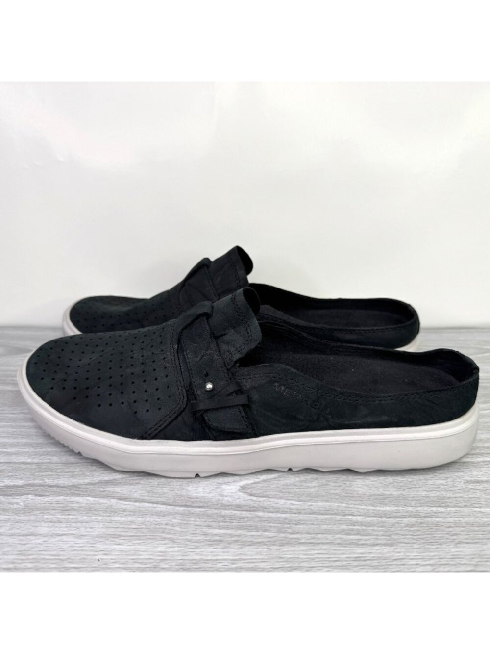 Merrell Around Town City Air Shoes Womens 10 Black Sneakers Slip On Mules J94344